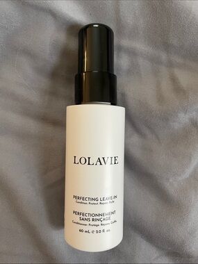 👽 Lolavie Perfecting Leave In